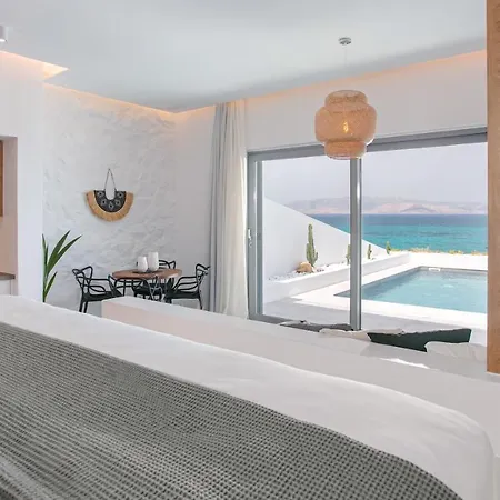 Seanfinity Beachfront Suites Mikri Vigla Extérieur photo