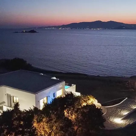 Seanfinity Beachfront Suites Mikri Vigla Extérieur photo